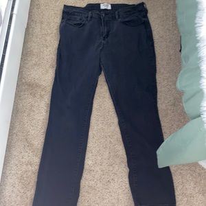 Levi mid rise black jeans